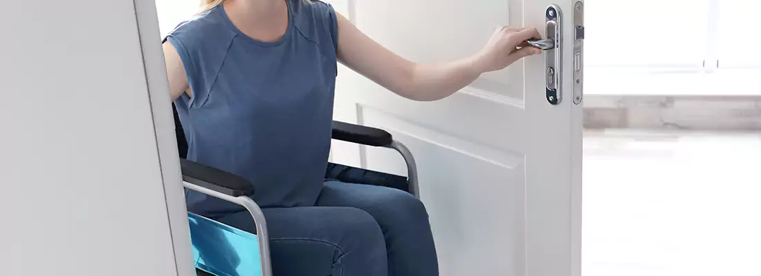 Commercial Handicap Door Opener in Jacques-Cartier, QC