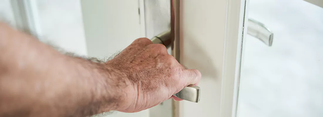 Custom Push to Lock Door Systems for Your Property in Jacques-Cartier, QC