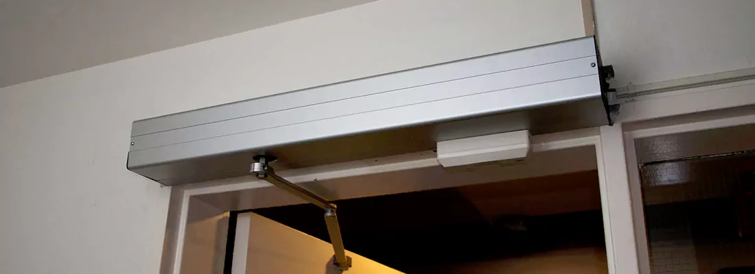 Residential Door Operator Service in Jacques-Cartier, QC
