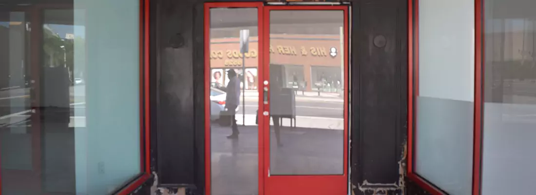 Sliding Motion Sensor Door Service in Jacques-Cartier, QC
