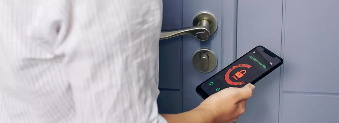 Smart Door Schedule Systems for Jacques-Cartier Homes and Businesses